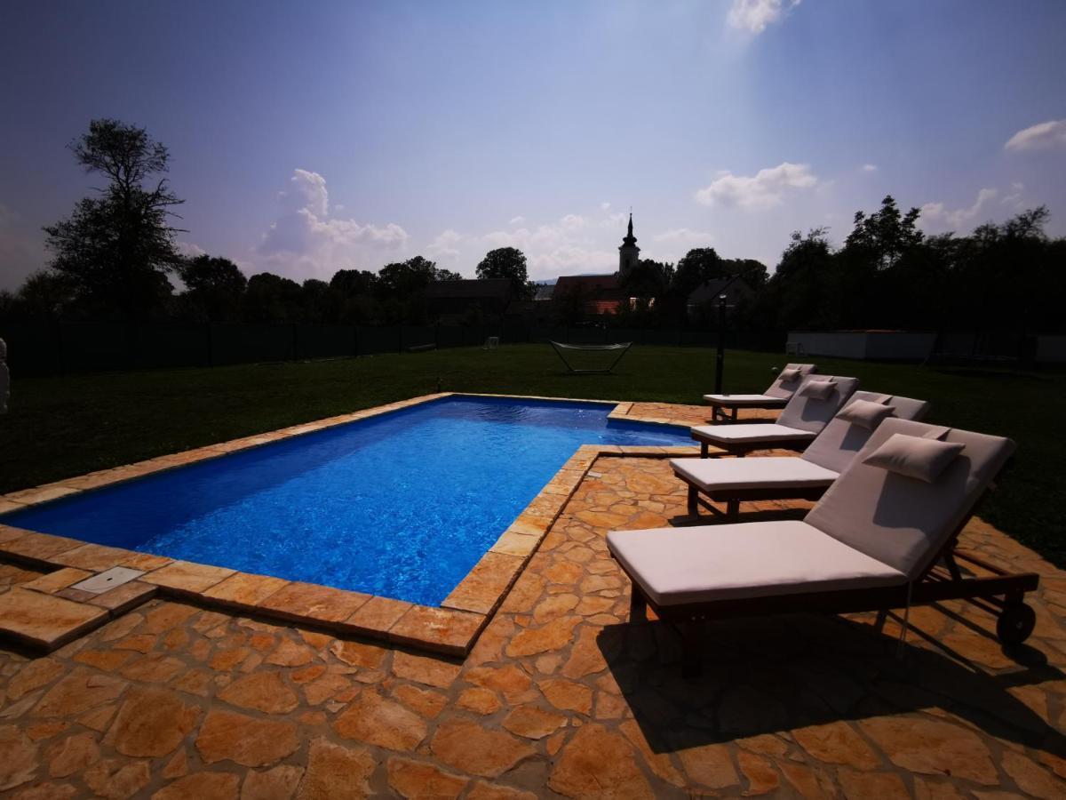 Holiday Home Bulog Sinac Exteriér fotografie