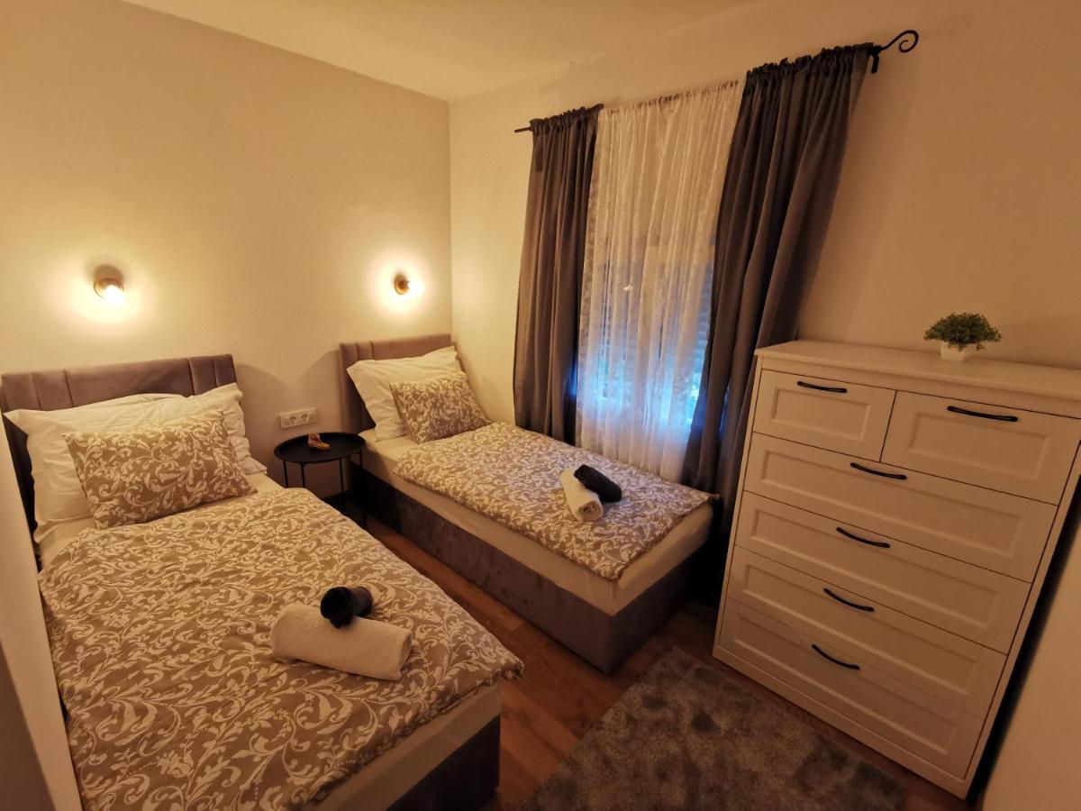 Holiday Home Bulog Sinac Exteriér fotografie