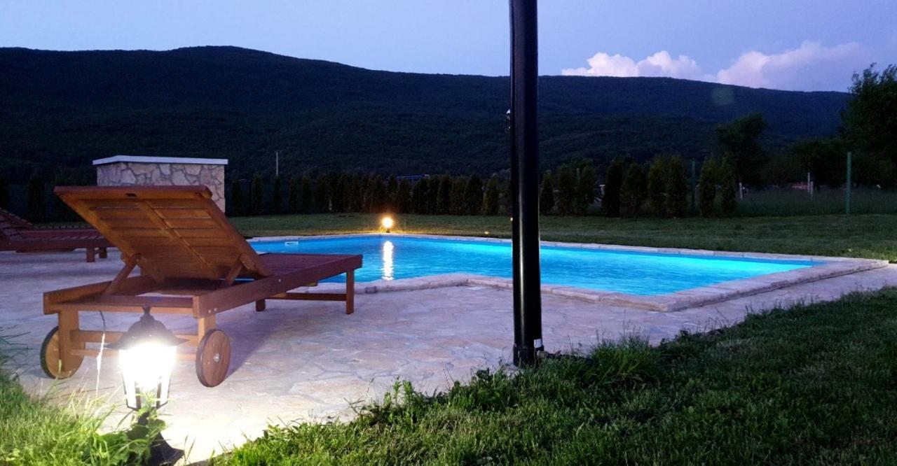 Holiday Home Bulog Sinac Exteriér fotografie