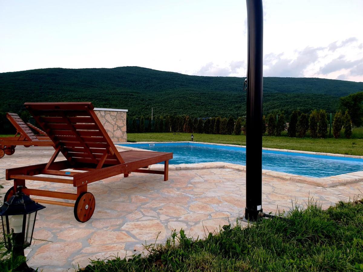 Holiday Home Bulog Sinac Exteriér fotografie